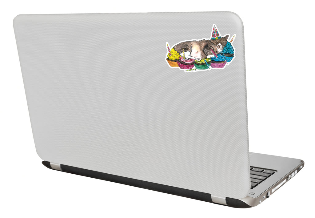 Cupcake Catnap vinyl sticker - The Regal Find