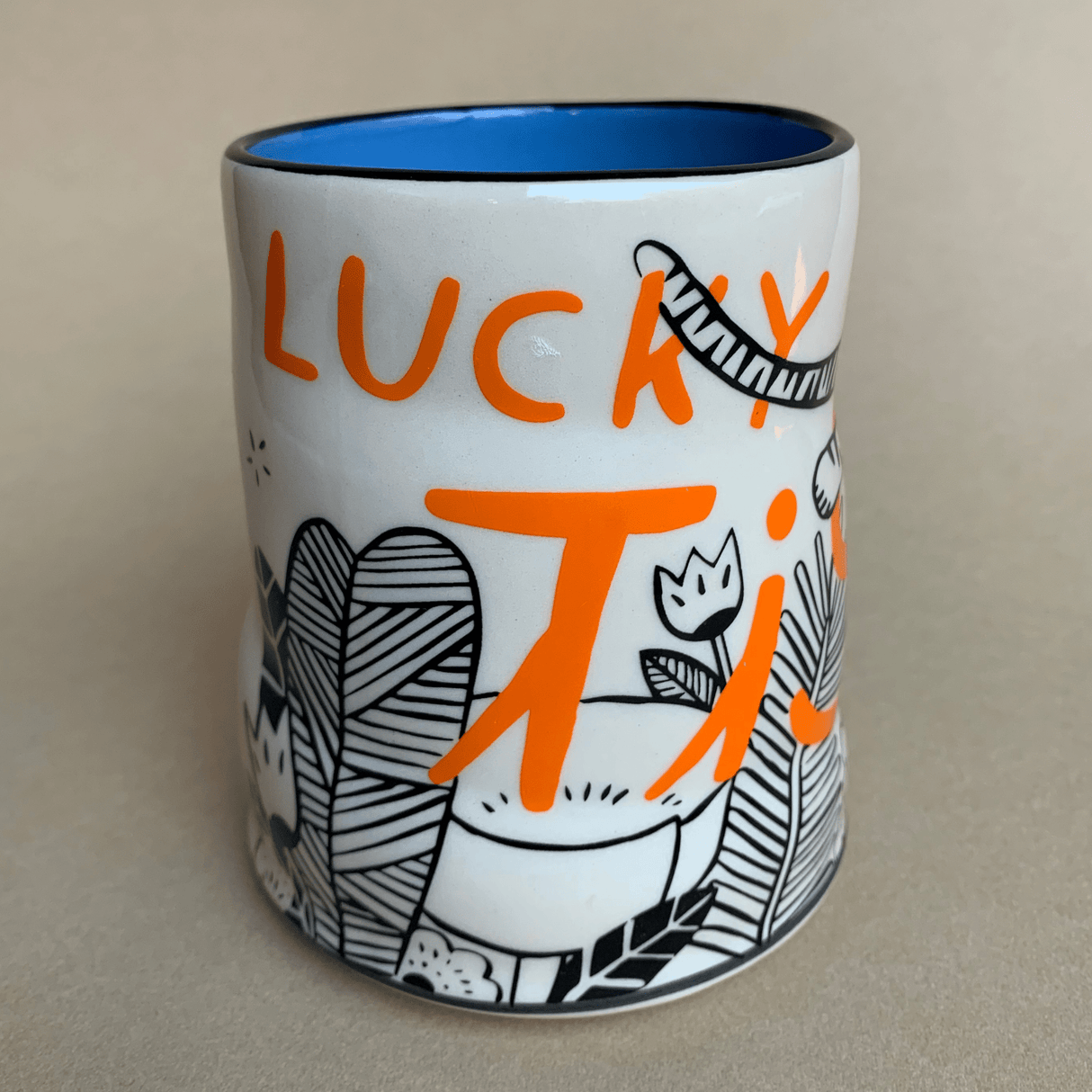 Lucky Tiger Cup - XLarge - The Regal Find